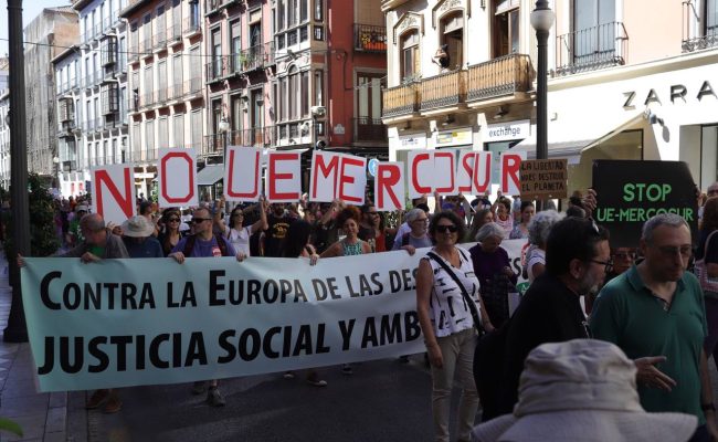 “Otra Granada, otra Europa es posible” recorre las calles de Granada