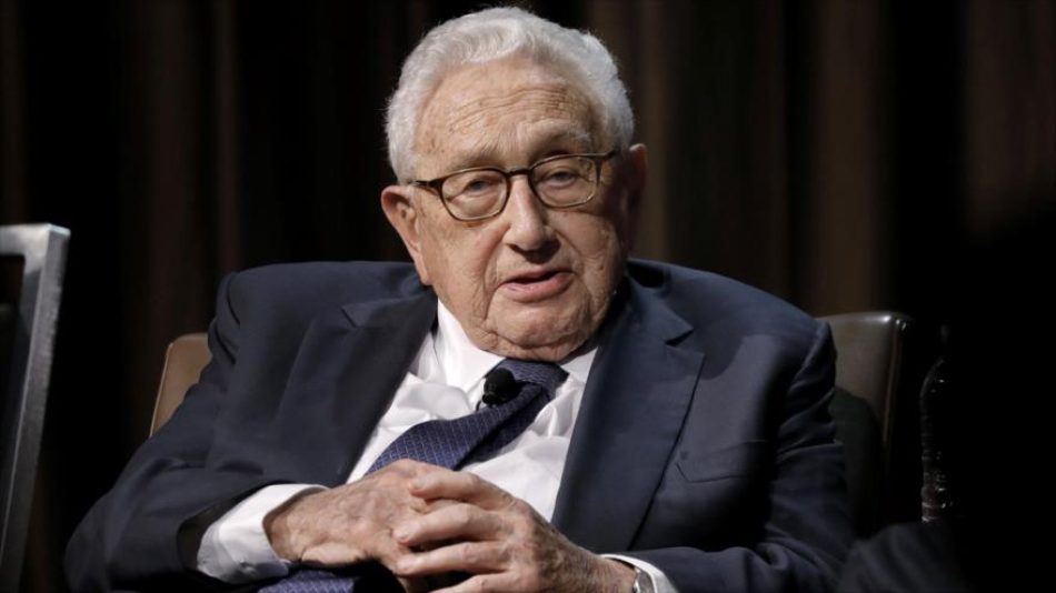 Muere Kissinger, exsecretario de Estado de EEUU; destacan sus crímenes