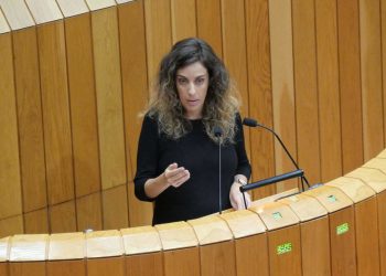 Alexandra Fernández acusa al PP de llevar la vivienda protegida a la práctica desaparición durante los 14 años que lleva en la Xunta