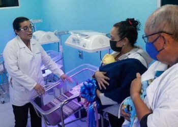 Carmen Cruz, médico oncológica nicaragüense: «El secreto para salvar vidas, es el modelo de salud familiar»