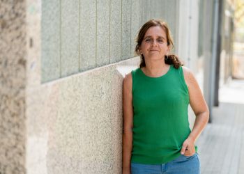 BComú aconsegueix el compromís de l’Ajuntament per la no utilització del mòbil als centres educatius