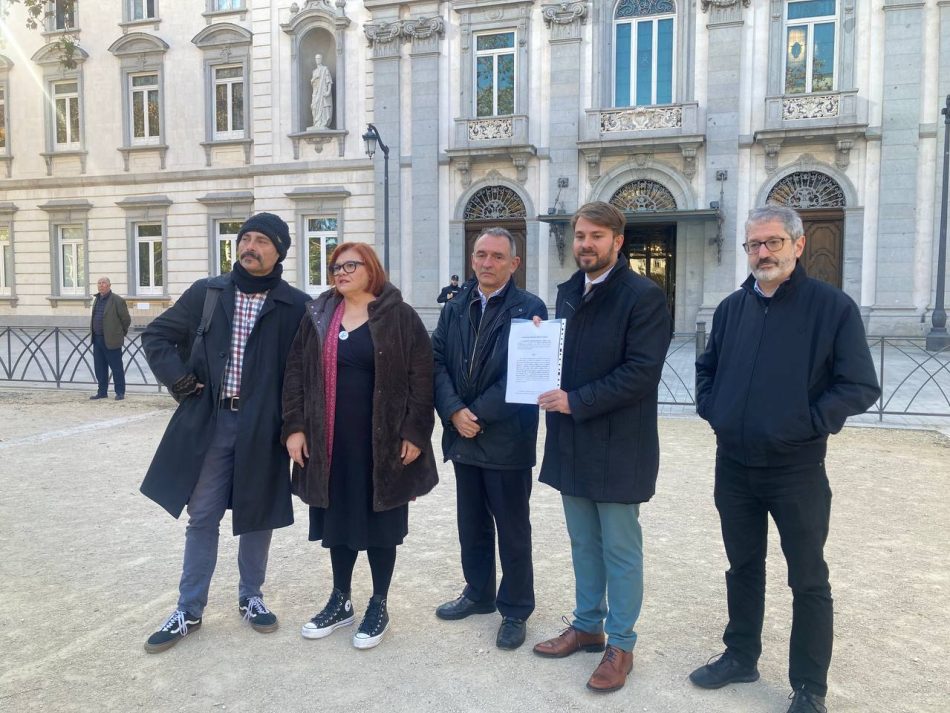 El grupo de Sumar se querella en el Supremo contra el presidente del CGPJ y los vocales que impulsaron un pleno y aprobaron un texto contra una ley de amnistía inexistente