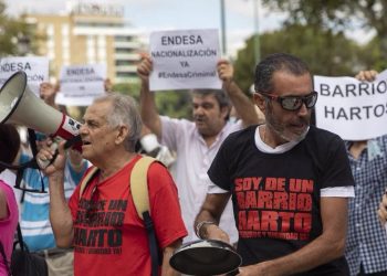 La Fiscalía de Sevilla se lava las manos y afirma que los cortes de luz “no revisten caracteres de infracción penal”