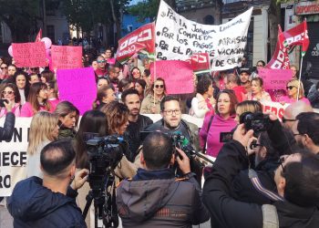 Adelante Andalucía denuncia un recorte del 13% a la agencia que se encarga de las PTIS, actividades extraescolares, comedores y obras en centros educativos