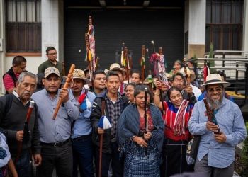 La protesta frente al Ministerio Público de Guatemala se mantendrá para exigir la renuncia de Consuelo Porras