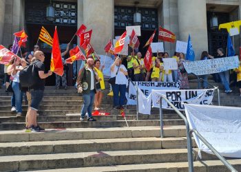 Vaga indefinida al servei de la neteja de Correos de Barcelona i Lleida