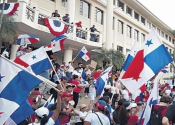 Continúan protestas en Panamá en espera del fallo del Supremo