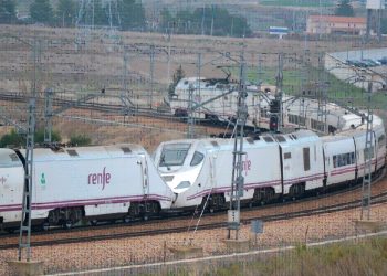 Sindicatos en Renfe y Adif desconvocan la huelga tras llegar a un acuerdo con el Ministerio de Transportes