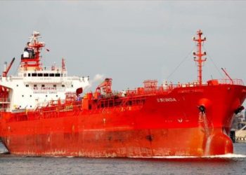 Yemen ataca con “misil naval” un buque noruego por cruzar la línea roja