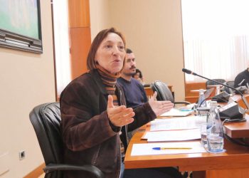 Rosana Pérez censura que a Xunta permaneza “desaparecida en combate” diante da situación extrema que vive o marisqueo