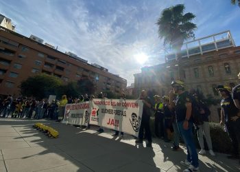 «¿Posibles represarías del gobierno de PP y VOX contra los bomberos forestales después del incendio de Montitxelvo?»