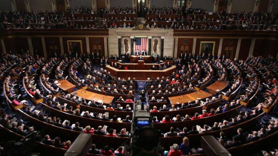 Escándalos y caos en el Congreso de EEUU