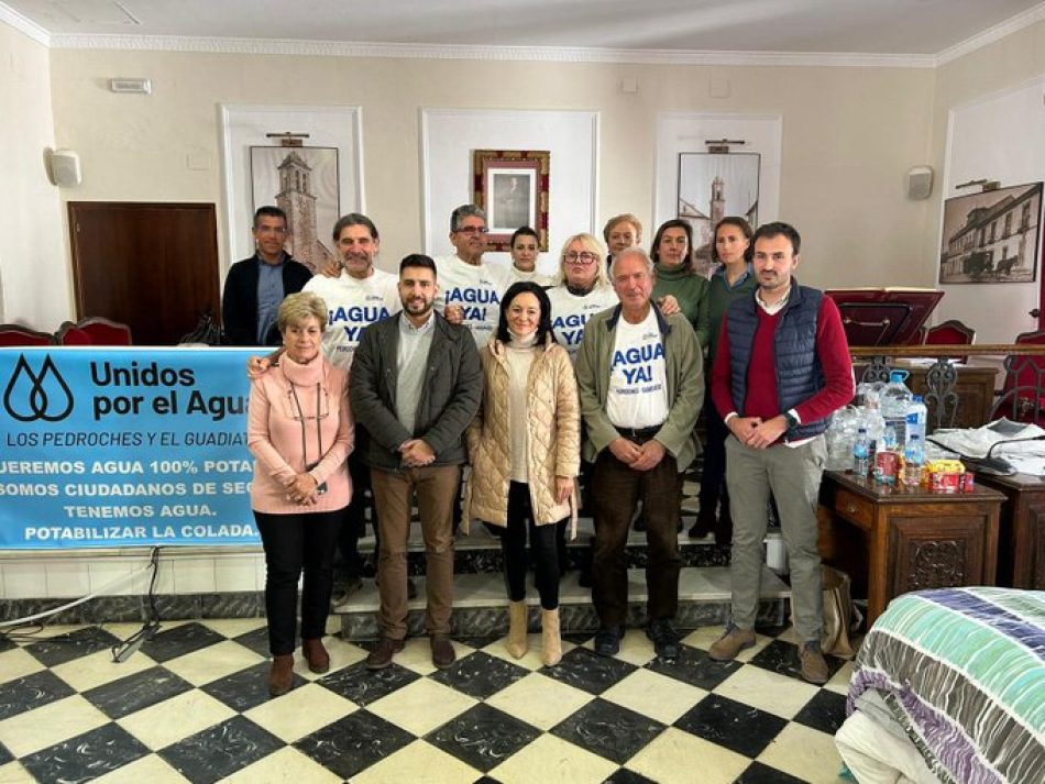 Miembros de la plataforma «Unidos por el agua» se encierran en el Ayuntamiento de Villanueva de Córdoba