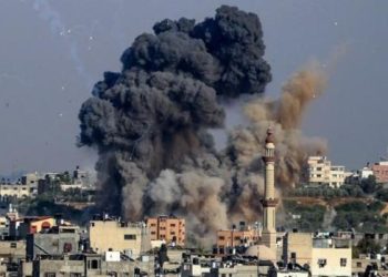 Decenas de muertos en nueva oleada de ataques israelíes contra Gaza