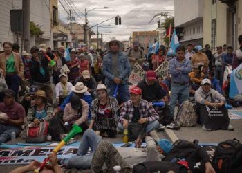 Indígenas mantienen asamblea permanente ante coyuntura en Guatemala