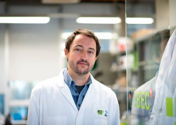Pere Roca-Cusachs, investigador principal del Instituto de Bioingeniería de Cataluña: “Hemos descubierto un mecanismo que podría usarse para frenar el avance de los tumores de mama”