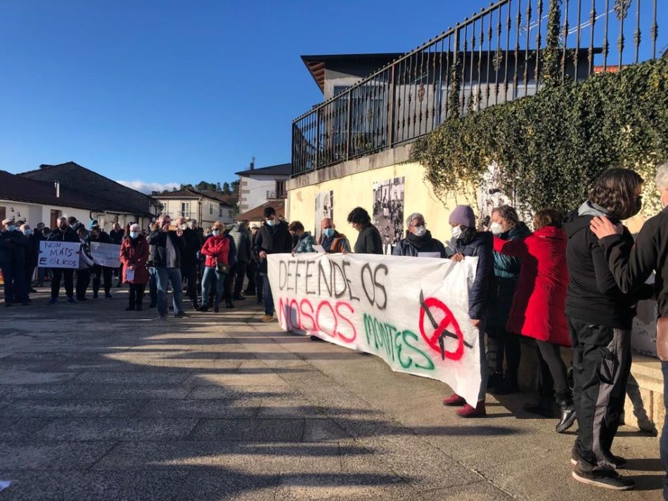 Veciñanza e colectivos concéntranse este domingo en Vilar de Barrio fronte a ameaza eólica