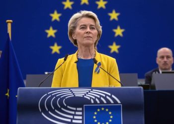 Ursula von der Leyen, presidenta de la Comisión Europea, ganadora de la Bullada de Purpurina en su 31ª edición
