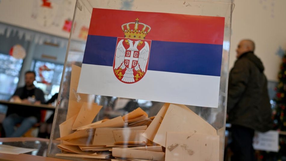 El Partido Progresista Serbio (SNS) vuelve a ganar las elecciones parlamentarias