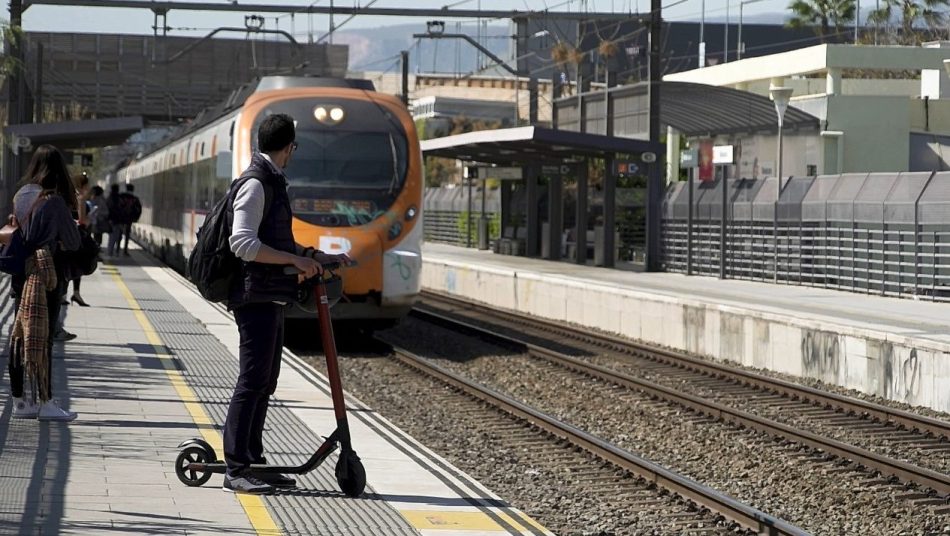 Renfe prohíbe el acceso de patinetes eléctricos en todos sus trenes a partir del 12 de diciembre