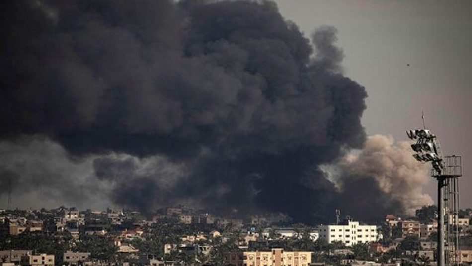 Israel intensifica sus ataques contra el centro y sur de la Franja de Gaza