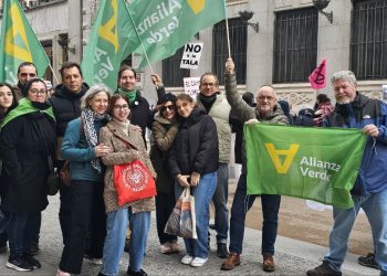 Juantxo López de Uralde (Alianza Verde): «Hace falta mucha más ambición y urgencia en la lucha contra el cambio climático, y lo exigimos en las calles mientras la COP28 se celebra en un feudo de las empresas petroleras»