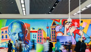 Picasso llega al metro de Shanghái de la mano del Instituto Cervantes, el Ayuntamiento de Málaga y Turespaña