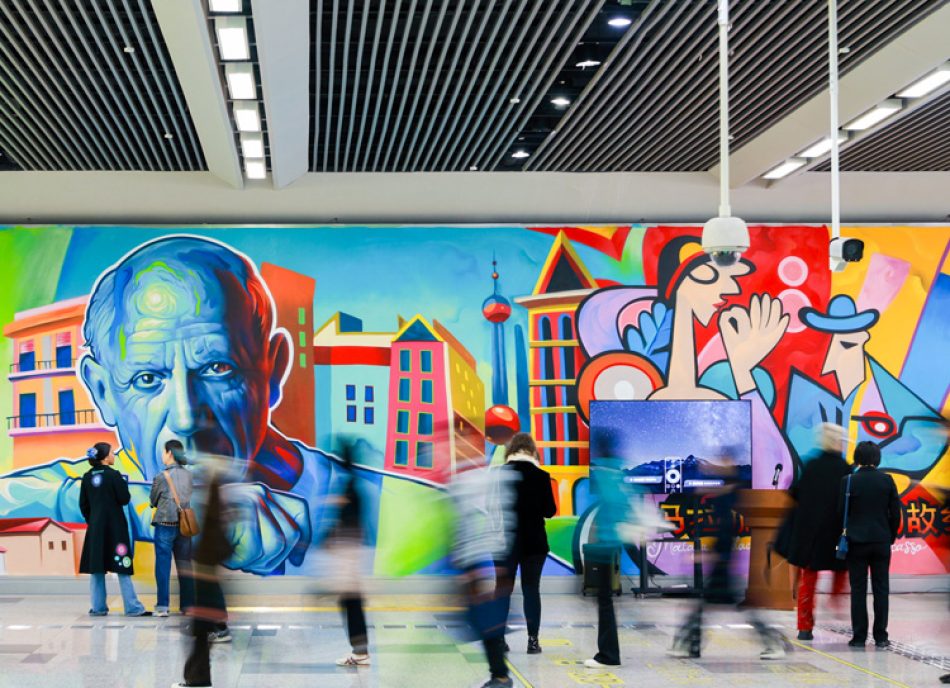 Picasso llega al metro de Shanghái de la mano del Instituto Cervantes, el Ayuntamiento de Málaga y Turespaña