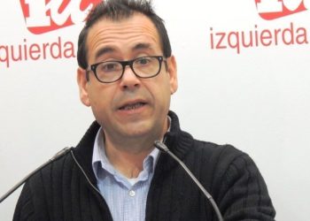 IU Castilla-La Mancha pide por carta a García Page una reunión para participar activamente en las negociaciones de la reforma del Estatuto de Autonomía