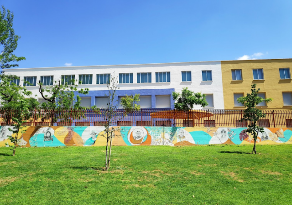 La lucha de las familias del colegio público Perú por las obras del Metro en el parque de Comillas (Madrid) llega a la Casa Real