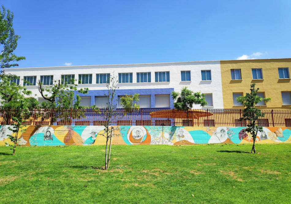 La lucha de las familias del colegio público Perú por las obras del Metro en el parque de Comillas (Madrid) llega a la Casa Real