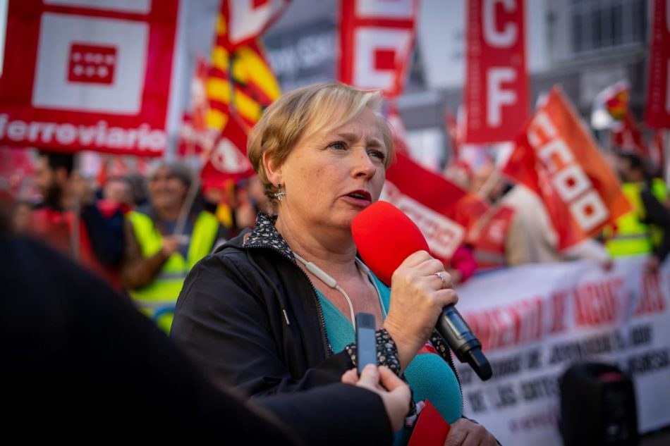 Pepa Páez: “O se cumplen los acuerdos pactados en Adif y Renfe, o los vamos a exigir en las calles”