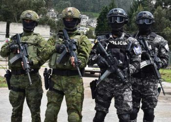 Más de mil detenidos en operativos militares en Ecuador