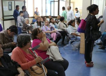 Adelante Andalucía pide un debate extraordinario sobre sanidad en el Parlamento ante el colapso sanitario