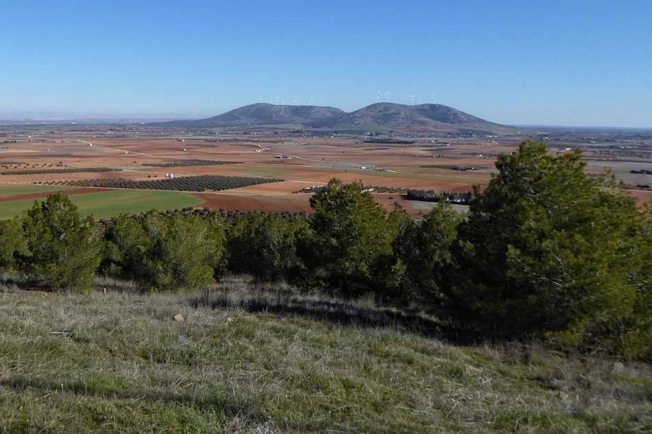 Rechazo al plan de Quantum Minería para explorar tierras raras en Ciudad Real: el proyecto «Neodimio» activa la movilización social y Sí a la Tierra Viva anuncia que presentará alegaciones