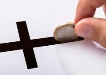 El PCE denuncia la sobrefinanciación a la iglesia por parte del Ayuntamiento de Ponferrada y la Junta