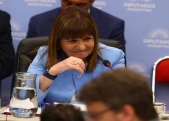 Ministra Bullrich anunció cambios en la Ley Ómnibus de Milei