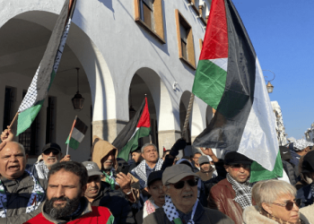 Marroquíes realizan marcha en solidaridad con Palestina