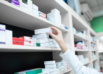 Precios y otros aspectos en los que conviene fijarse al comprar medicamentos genéricos online