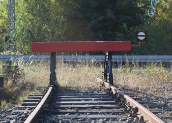 IU coordina esfuerzos para relanzar el ferrocarril de la vía de la plata para su inclusión en la red básica ampliada transeuropea