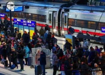 Maquinistas ferroviarios de Alemania reanudan huelga nacional