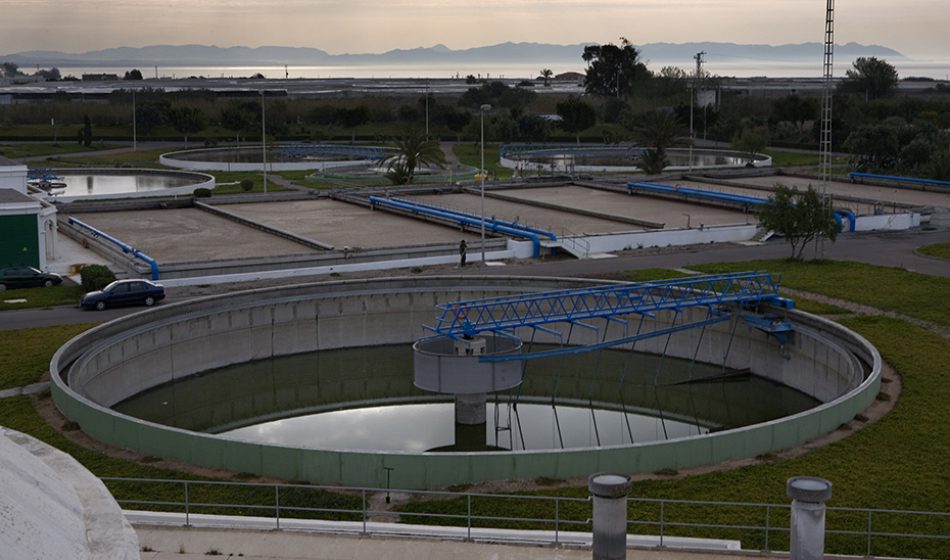 Delgado (Por Andalucía) exige a la Junta transparencia en los datos sobre depuradoras y gestión de agua residuales y registra una batería de 50 preguntas al respecto