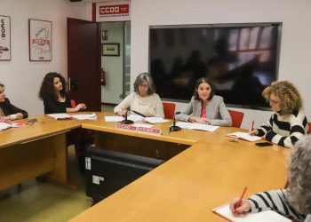 CCOO de Madrid denuncia que Ayuso y Almeida presumen de libertad y son los menos transparentes en su gestión