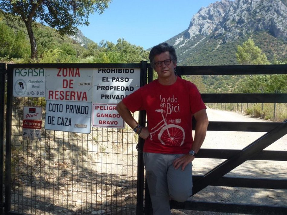 Se suspende el juicio contra el activista de Ecologistas en Acción de Cádiz Juan Clavero