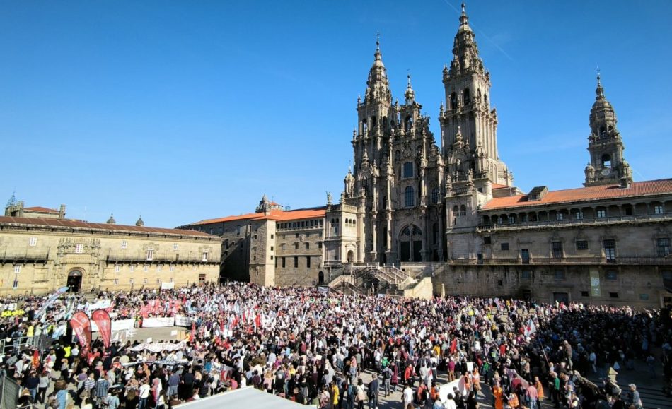 Milleiros de persoas claman por un cambio radical de políticas que garantan unha sanidade pública de calidade