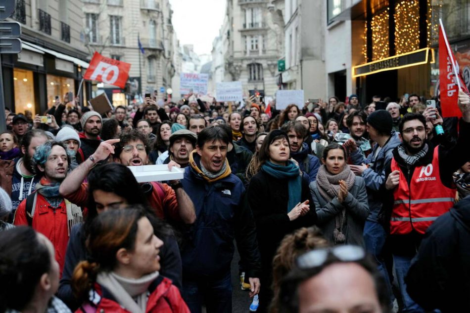 Profesores franceses inician semana de movilizaciones