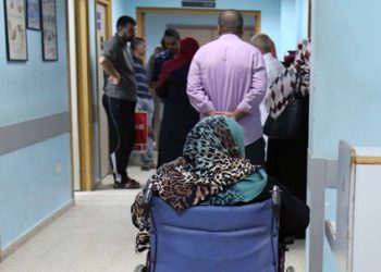 Israel bloquea suministros médicos a un hospital asediado