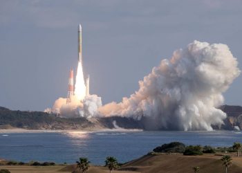 Japón lanza con éxito su nuevo cohete H3