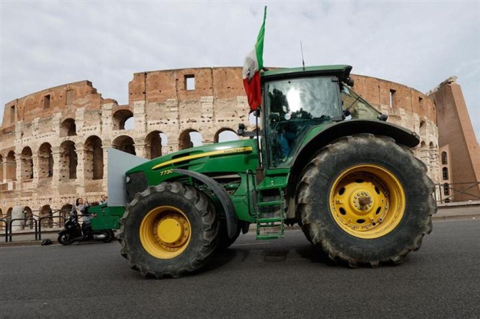 Agricultores italianos reclaman derechos con nuevas protestas en Roma
