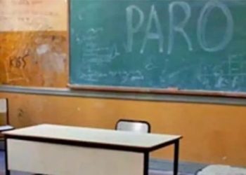 Educadores argentinos realizan un paro nacional en rechazo al Gobierno de Milei